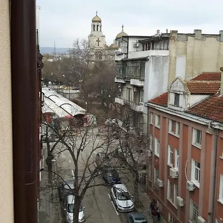 Opera Flat In The Ideal Centre Apartment